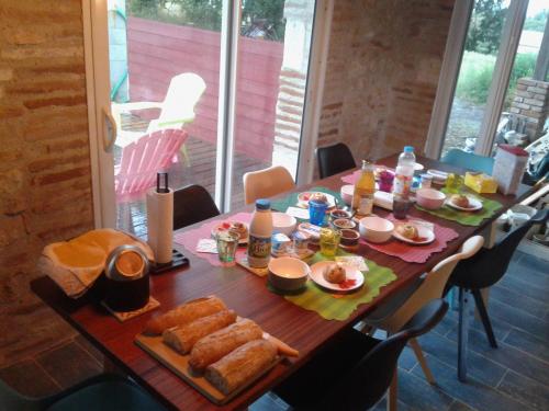 Au Clair De Loup Room Type - Double Room with Garden View