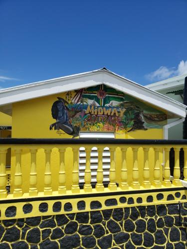 Instalaciones, Midway Cottage in Scotts Head Village