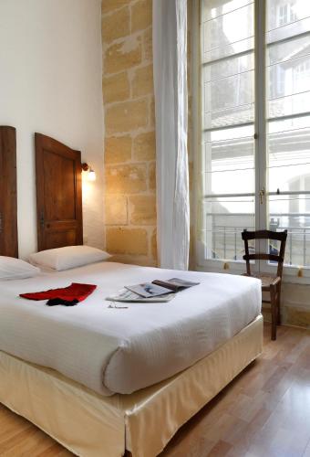 Hôtel Qualys La Tour Intendance ***