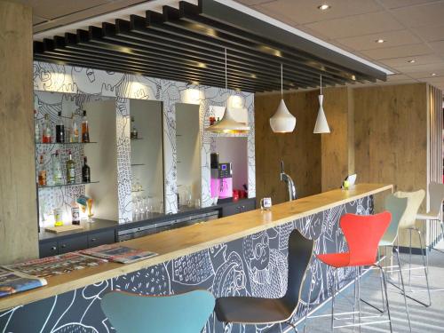 Ibis Évry-Courcouronnes - image 8