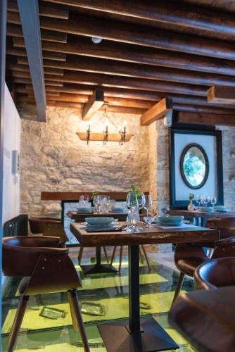 餐廳, Oinou Strata - Adults Only in 禾尤尼