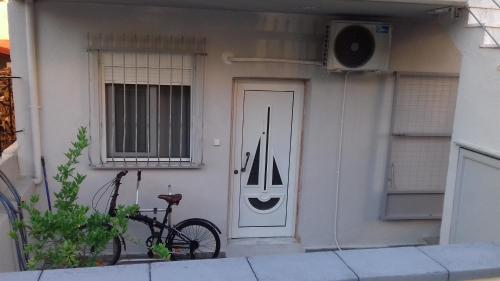 Friendly in Peraia