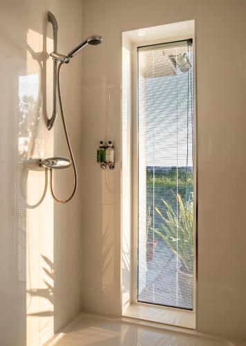 Meadow Cottage Bed & Breakfast - image 10
