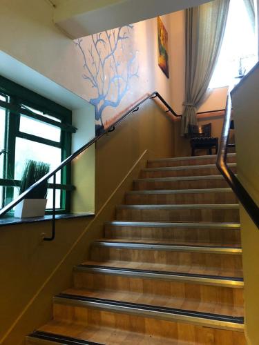 Entrance, The Queens Hostel in Ealing