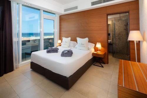 Best Western Maison B Hotel - image 8