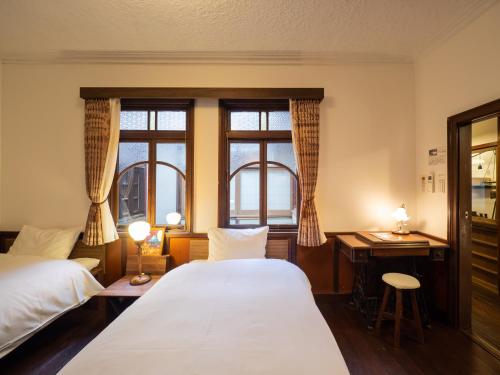 Inase Otsu Machiya Bed & Breakfastツインルーム　共用バスルーム　