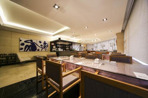 Food and beverages, Benikea Hotel Bizinn in Wonju