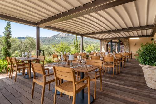 ห้องอาหาร, Hôtel Restaurant Villa Joséphine (Hotel Restaurant Villa Josephine) in คาลวี