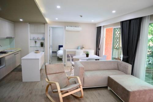 Sevensea Resort Condo by CK Sevensea Resort Condo by CK