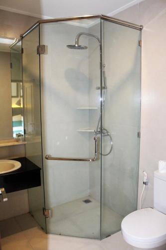 Standard Double or Twin Room image 10