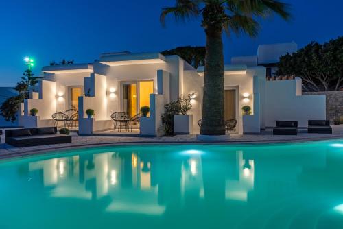 Omnia Mykonos Boutique Hotel & Suites in Ornos