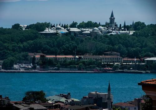 ROYAL TAKSIM SUITES - image 10