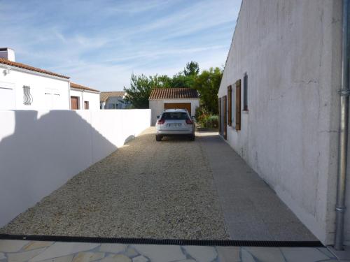 Location La Brée les Bains 15 personnes (Location La Bree les Bains 15 personnes) in 拉布雷萊班