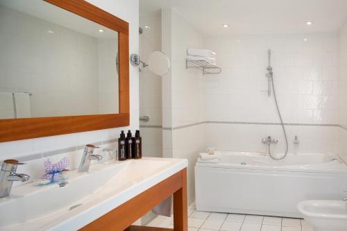 213615698 La Ferme D'Augustin