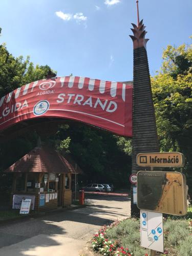 Strand, Lily House in Balatonvilágos