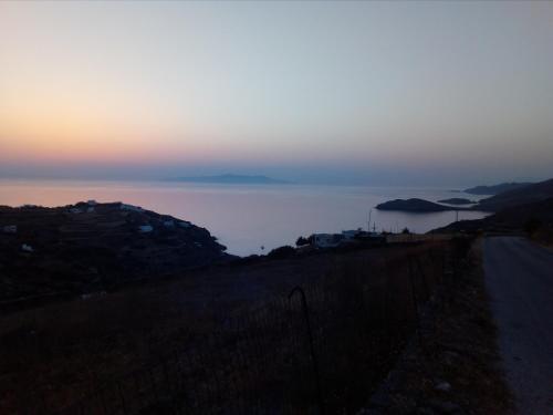  MAYOR'S HOUSE in Kini