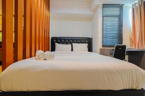 Elegant 1BR at Grand Kamala Lagoon Apartment By Travelio, Pekayon Satu