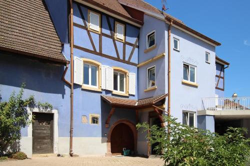 La belle alsacienne - Route des vins d'Alsace chambre d'hôte Herrlisheim-près-Colmar