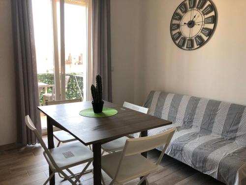  Casa FRENK in Torre Canne