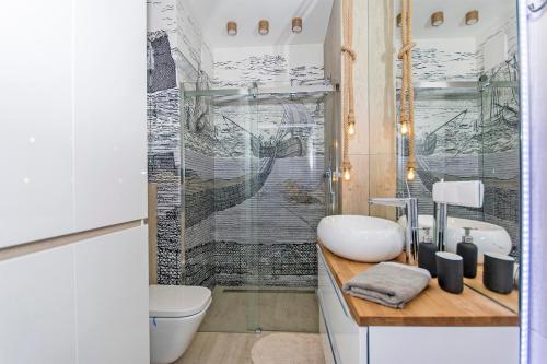 SAUNA & SPA Marine by OneApartments - image 4