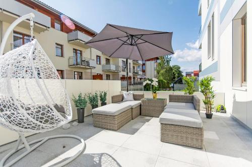 Apartment with Terrace image 5