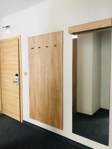 Avenue Hotel Deluxe - image 6