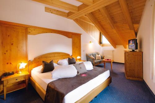Hotel Engel Room Type - Comfort Double or Twin Room