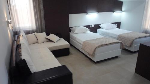 Apartments Good Night - image 13