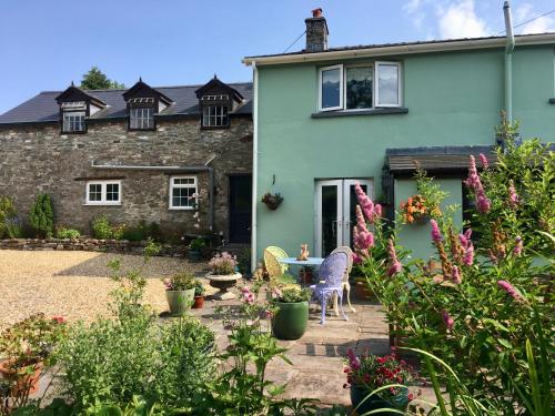 Brecon Boutique Breaks River Run