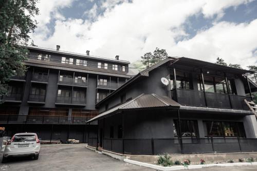 Moon Hotel - image 6