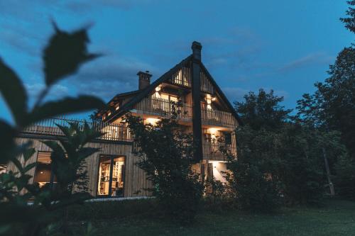 Viesnīcas āriene, Hotel Majerca in Bohiņsko Jezero