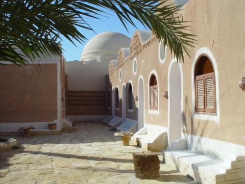 badawiya farafra hotel in Farafra