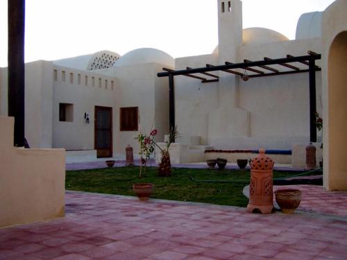 badawiya farafra hotel in Farafra