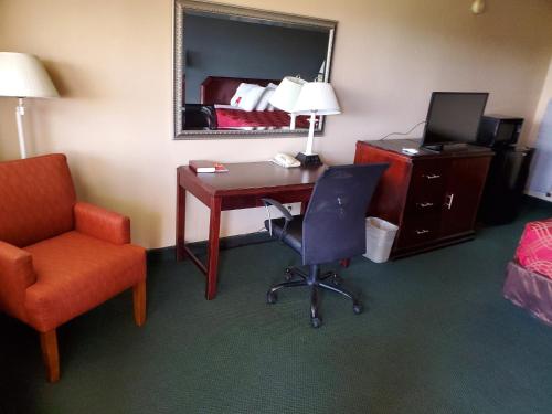 Econo Lodge Junction