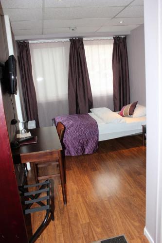 1 twin bed