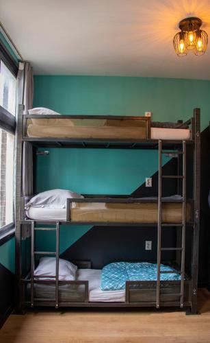 Amsterdam Hostel Leidseplein - image 8