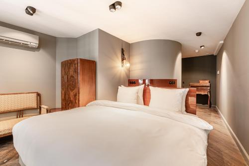 213720633 Boutique Hotel The Craftsmen