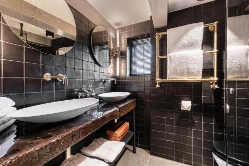 213721303 Boutique Hotel The Craftsmen