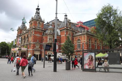 Amsterdam Hostel Leidseplein - image 4