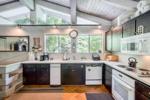 Black Oak Hideaway - image 8