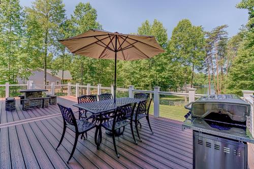 Sunset Cove in Bumpass, USA