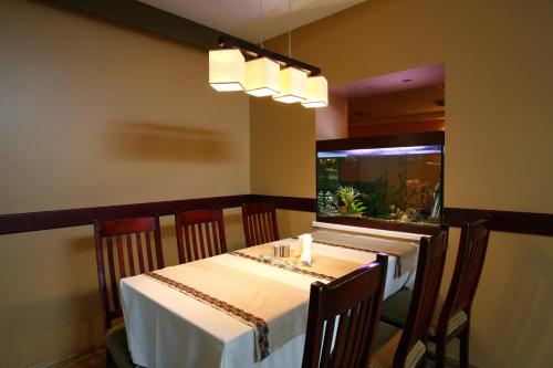 Restorāns, Hotel Dobele in Zebras muiža