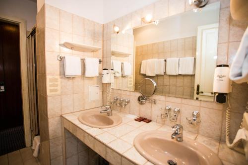 Hotel Atlanta – Vienna, NY