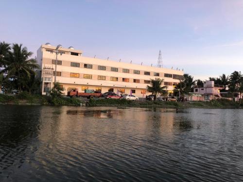 La Primera Grande Beach Resort in Roxas