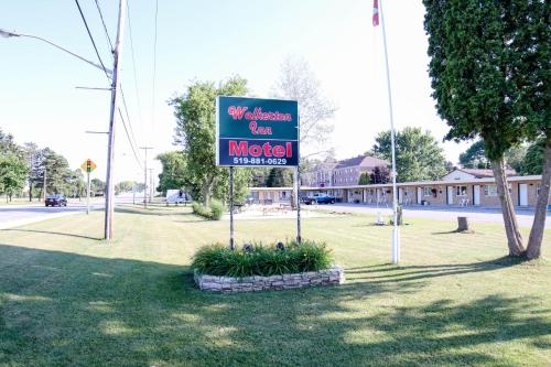 B&B Walkerton - Walkerton Inn Motel - Bed and Breakfast Walkerton