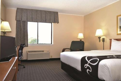La Quinta by Wyndham Tampa Fairgrounds - Casino in Tampa, USA