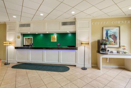 Quality Inn Roanoke Airport