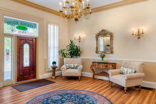 ล็อบบี้, เดอะแคริเอจ เฮาส์ อินน์, แอสเซนด์ โฮเทล คอลเล็กชั่น (The Carriage House Inn) in มิดเดิลทาวน์ (RI)