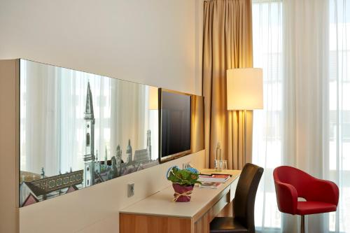 H4 Hotel München Messe - image 2