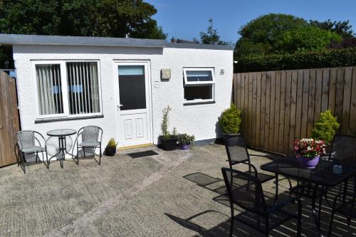 เบร-มาร์ เบด แอนด์ เบรกฟาสต์ (Brae-Mar Bed & Breakfast) in โพสทรัช